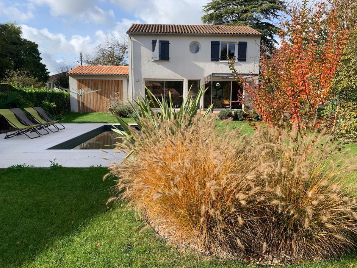 La Maison Chateau D'Eau : Piscine Pour 6/8 Pers Villa Saint-Benoit  Exterior photo