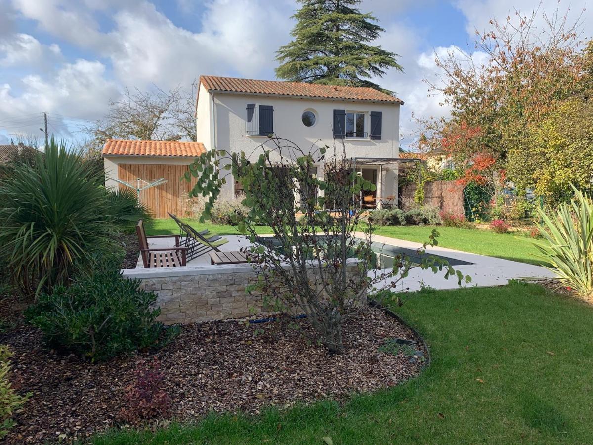 La Maison Chateau D'Eau : Piscine Pour 6/8 Pers Villa Saint-Benoit  Exterior photo